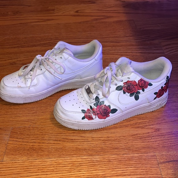 Custom AirForces - Picture 3 of 3